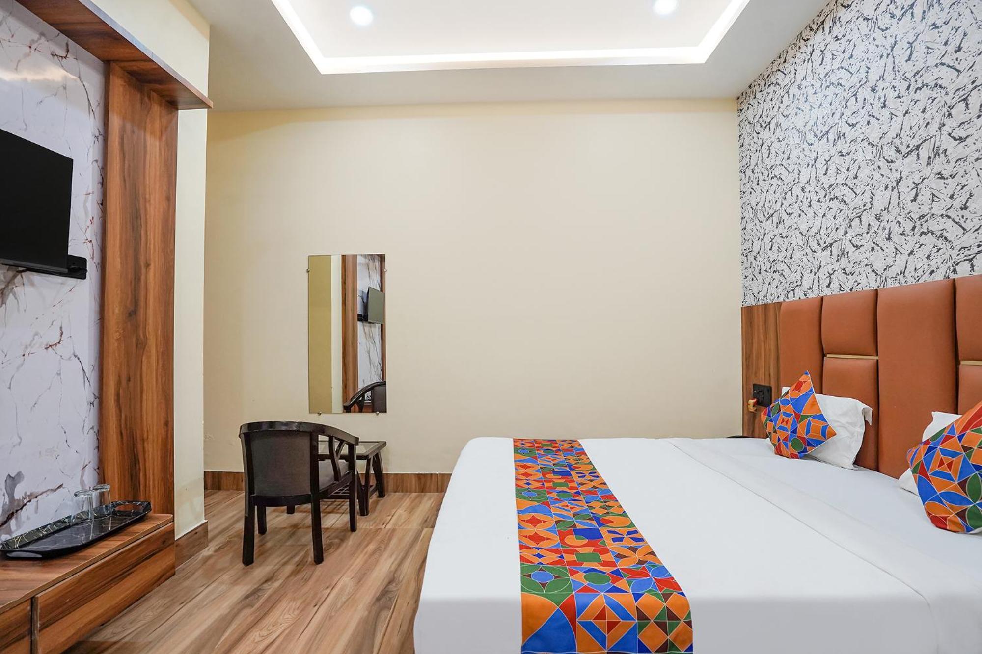 Fabhotel The Vrindavan Inn Εξωτερικό φωτογραφία